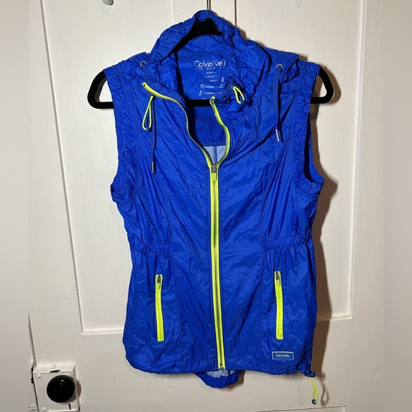 Calvin Klein windbreaker vest 💙🎾 - Picture 1 of 5